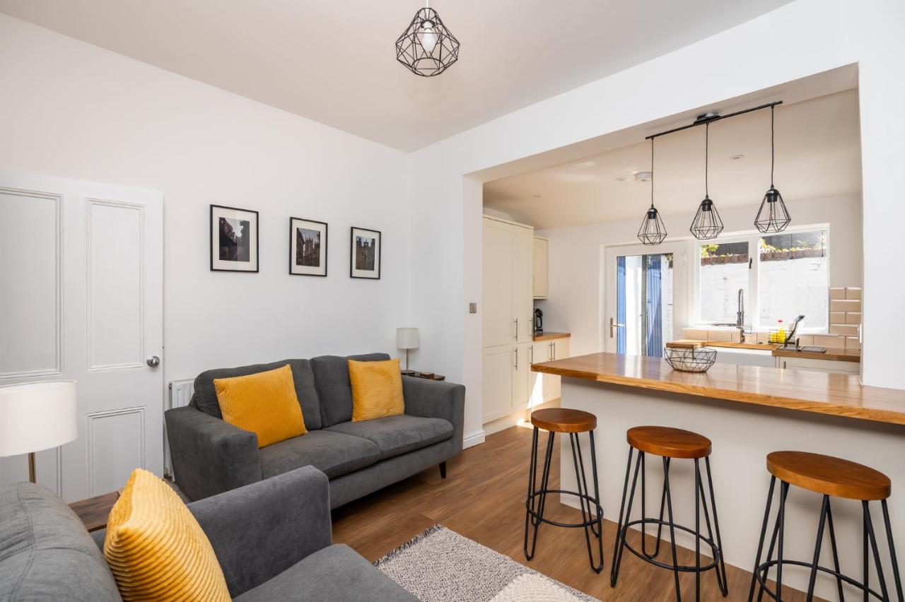 Stylish, Centrally Located Terrace - Pass The Key Йорк Экстерьер фото
